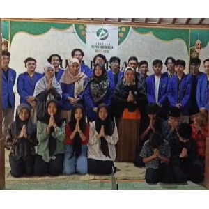 Mahasiswa Universitas Teknologi Yogyakarta 